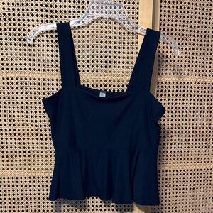 Beyond Yoga black peplum tank euc xs